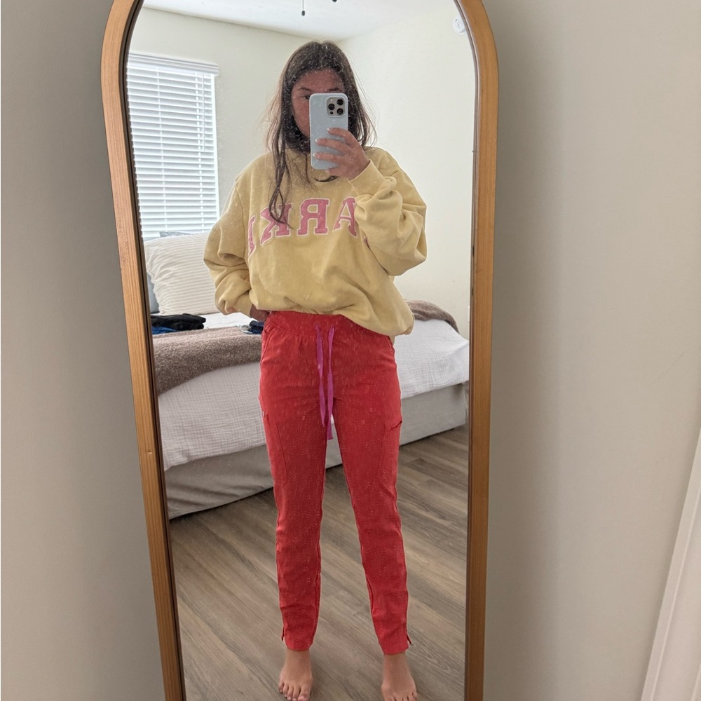 High waisted Yola Skinny Scrub Pant Coral